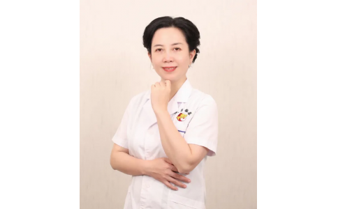 謝雪姣：以學(xué)術(shù)鉆研為筆，書寫岐黃新章，為患者點亮生命之光！