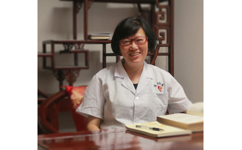 兒科專家袁曉紅：薪火相傳的中醫(yī)兒科傳承人，也是孩子們最愛的“袁奶奶”！